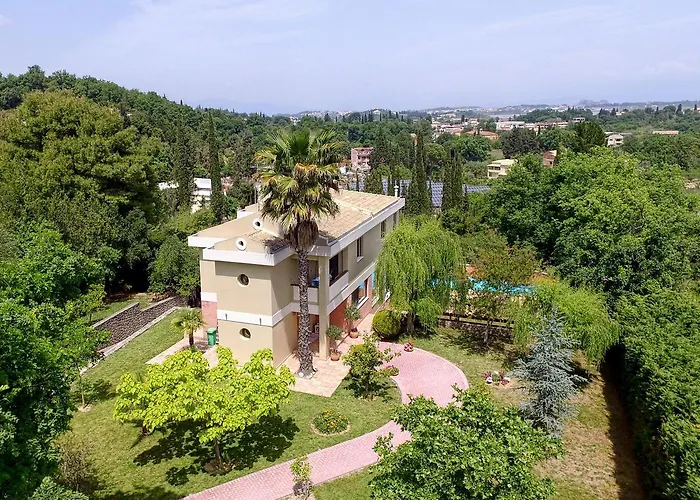 Villa Chloe